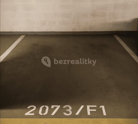 garage to rent, 10 m², Podkovářská, Praha garage to rent, 10 m², Podkovářská, Praha