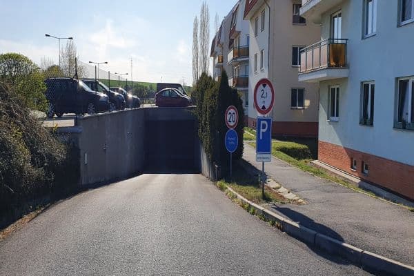 garage to rent, 20 m², K Horoměřicům, Hlavní město Praha garage to rent, 20 m², K Horoměřicům, Hlavní město Praha