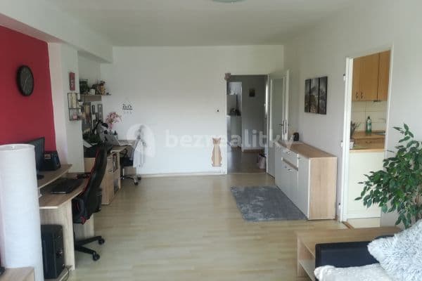 2 bedroom flat to rent, 75 m², Nádražní, Moravská Ostrava a Přívoz 2 bedroom flat to rent, 75 m², Nádražní, Moravská Ostrava a Přívoz