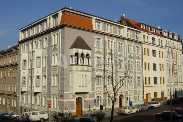 office to rent, 15 m², Jeseniova, Hlavní město Praha office to rent, 15 m², Jeseniova, Hlavní město Praha