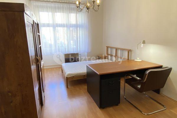 4 bedroom flat to rent, 110 m², Biskupcova, 