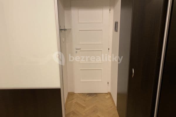 2 bedroom flat to rent, 49 m², Biskupcova, Prague, Prague