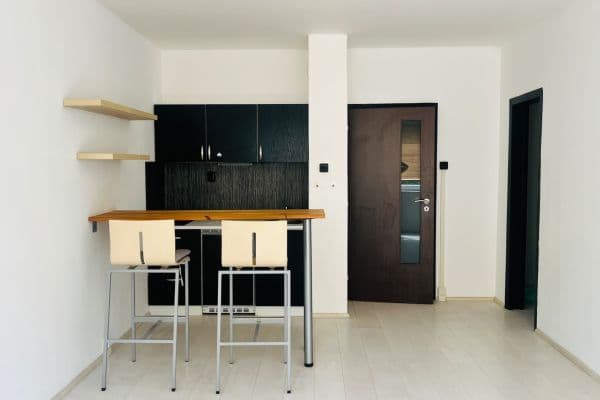 Small studio flat to rent, 31 m², Werichova, Praha 5 Small studio flat to rent, 31 m², Werichova, Praha 5