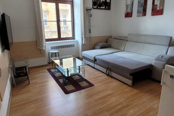 Flat to rent Flat to rent