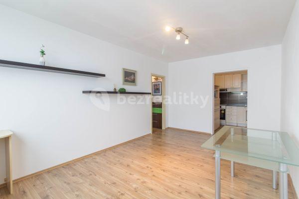 1 bedroom with open-plan kitchen flat to rent, 42 m², U Valu, Hlavní město Praha
