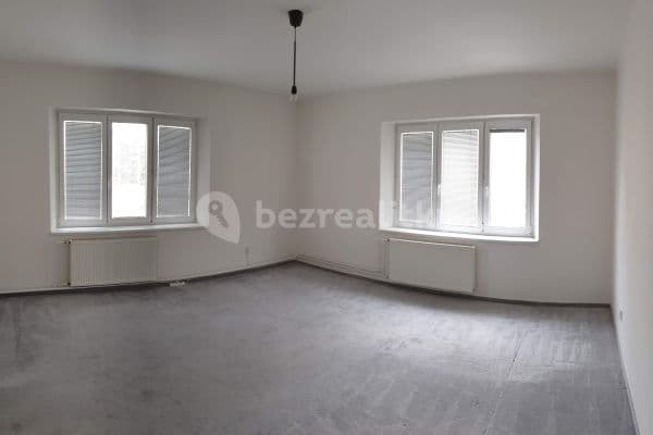 1 bedroom with open-plan kitchen flat to rent, 64 m², Bacháčkova, Pardubice