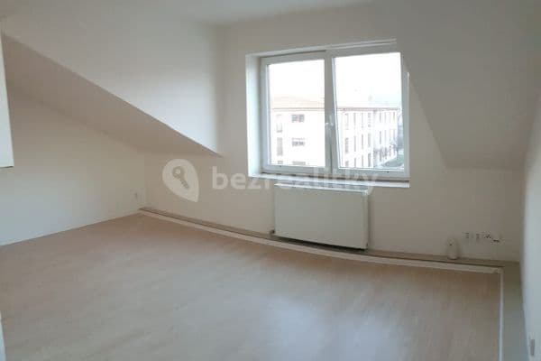 Studio flat to rent, 36 m², Československé armády, Hostivice, Středočeský Region