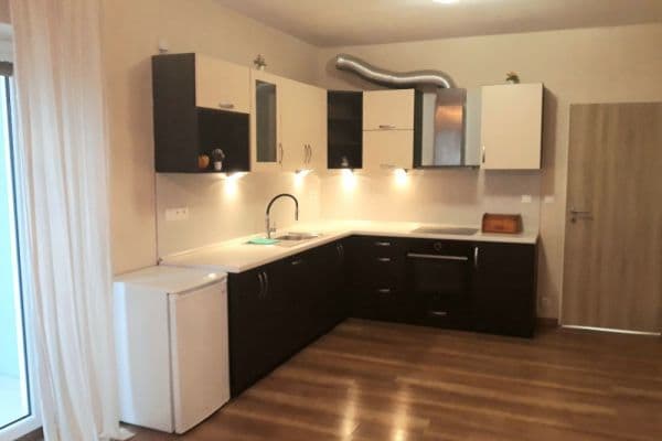 2 bedroom with open-plan kitchen flat for sale, 63 m², Armádní, Milovice 2 bedroom with open-plan kitchen flat for sale, 63 m², Armádní, Milovice