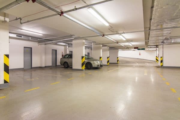 garage to rent, 12 m², Vojenova, Praha garage to rent, 12 m², Vojenova, Praha