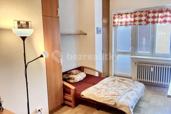 Small studio flat to rent, 21 m², Bayerova, Brno Small studio flat to rent, 21 m², Bayerova, Brno