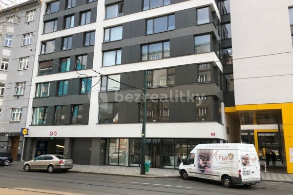 garage to rent, 12 m², Sokolovská, Praha garage to rent, 12 m², Sokolovská, Praha