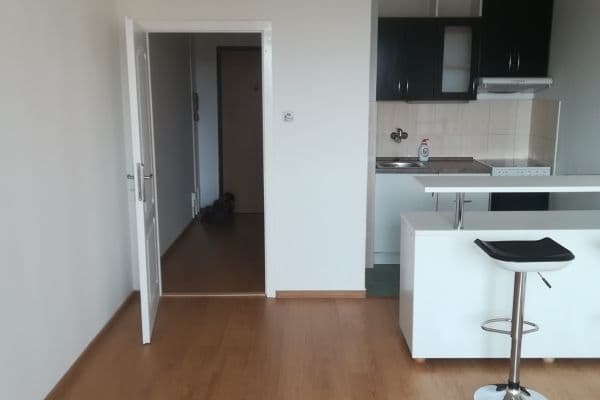 1 bedroom with open-plan kitchen flat to rent, 35 m², Jílová, Olomouc 1 bedroom with open-plan kitchen flat to rent, 35 m², Jílová, Olomouc