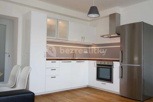 2 bedroom with open-plan kitchen flat to rent, 67 m², Chelčického, Vrchlabí