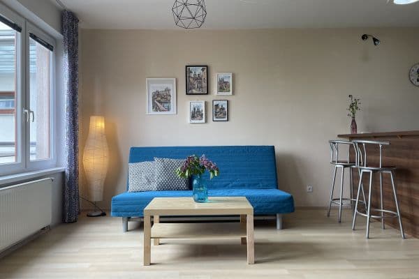 Studio flat to rent, 48 m², Geologická, Praha Studio flat to rent, 48 m², Geologická, Praha