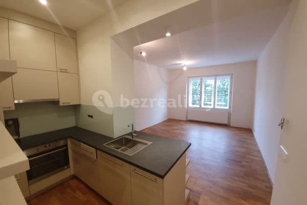 1 bedroom with open-plan kitchen flat to rent, 50 m², Vodárenská, Prague, Prague