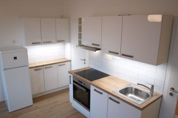 1 bedroom flat to rent, 48 m², Pod Školou, Praha 5 1 bedroom flat to rent, 48 m², Pod Školou, Praha 5