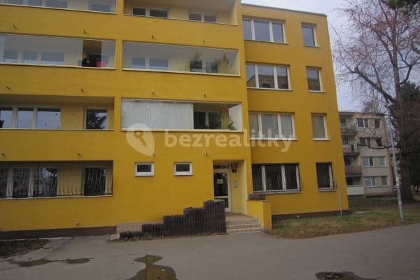 3 bedroom flat to rent, 61 m², Novoborská, Prague, Prague