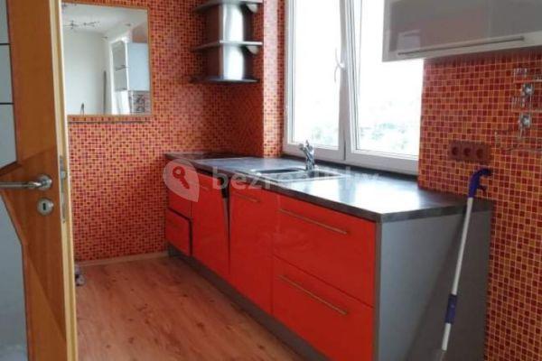 2 bedroom with open-plan kitchen flat to rent, 80 m², Kmochova, Hostivice