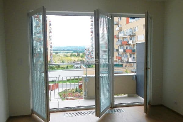 Studio flat to rent, 37 m², Mantovská, Hlavní město Praha Studio flat to rent, 37 m², Mantovská, Hlavní město Praha