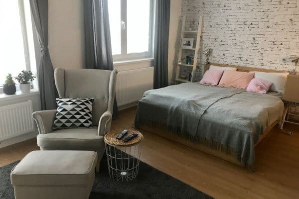 Studio flat to rent, 34 m², Milose Havla, Praha Studio flat to rent, 34 m², Milose Havla, Praha