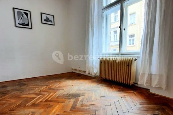 4 bedroom flat to rent, 90 m², Krásova, Praha 3