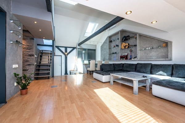 3 bedroom with open-plan kitchen flat to rent, 126 m², Vltavská, Praha 3 bedroom with open-plan kitchen flat to rent, 126 m², Vltavská, Praha