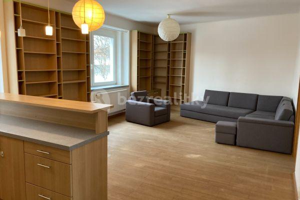 2 bedroom with open-plan kitchen flat to rent, 90 m², U Sadu, Praha