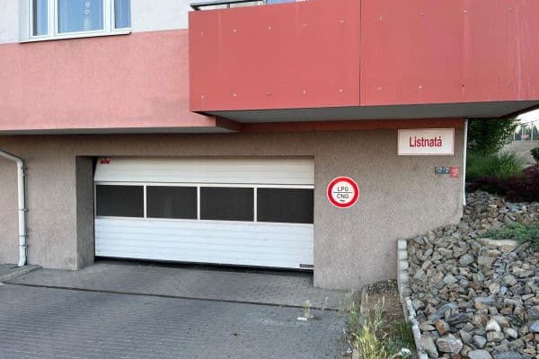 garage to rent, 14 m², Říčanská, Brno garage to rent, 14 m², Říčanská, Brno