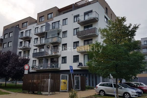 1 bedroom with open-plan kitchen flat to rent, 64 m², Makedonská, Praha 9 1 bedroom with open-plan kitchen flat to rent, 64 m², Makedonská, Praha 9