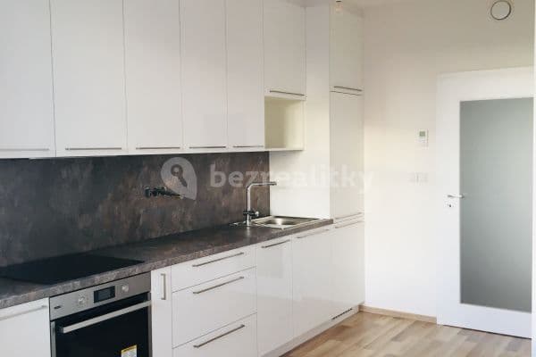 2 bedroom with open-plan kitchen flat to rent, 81 m², Ke Kříži, Prague, Prague