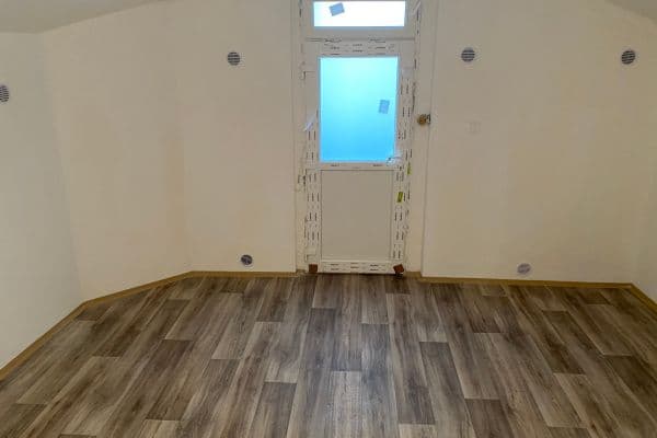 non-residential property to rent, 52 m², Gutova, Praha non-residential property to rent, 52 m², Gutova, Praha