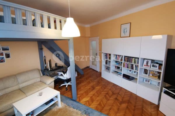 2 bedroom flat to rent, 60 m², V Háji, Praha 7