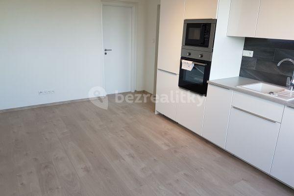 2 bedroom with open-plan kitchen flat to rent, 70 m², Dvouletky, Ostrava, Moravskoslezský Region