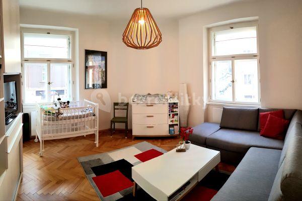 2 bedroom flat to rent, 55 m², Žitomírská, Praha