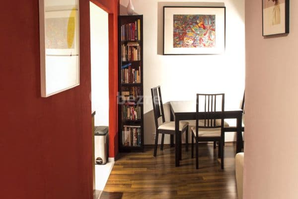 Flat to rent Flat to rent