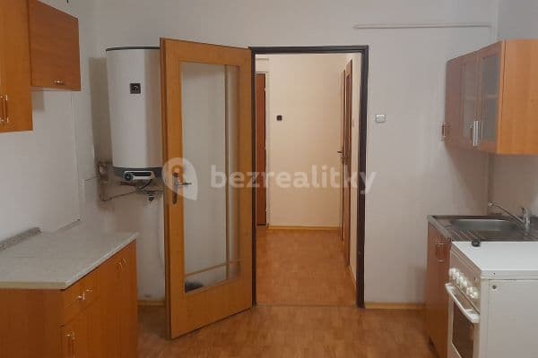 1 bedroom with open-plan kitchen flat to rent, 56 m², Střížovická, Ústí nad Labem, Ústecký Region