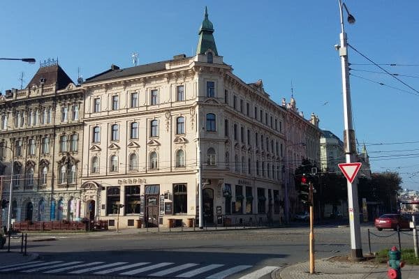 4 bedroom flat to rent, 155 m², Tř. Svobody, Olomouc 4 bedroom flat to rent, 155 m², Tř. Svobody, Olomouc
