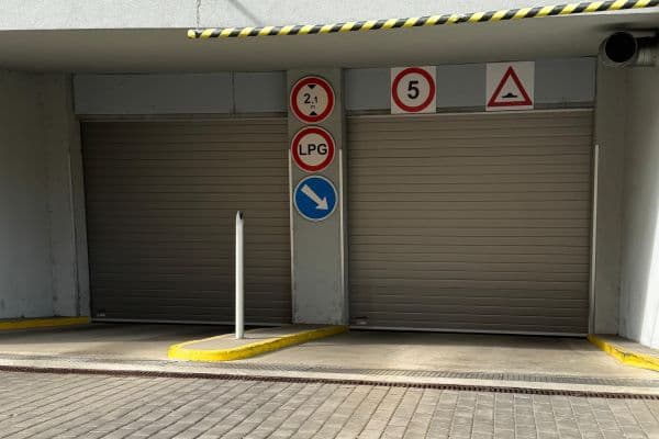 garage to rent, 18 m², Purkyňova, Brno garage to rent, 18 m², Purkyňova, Brno