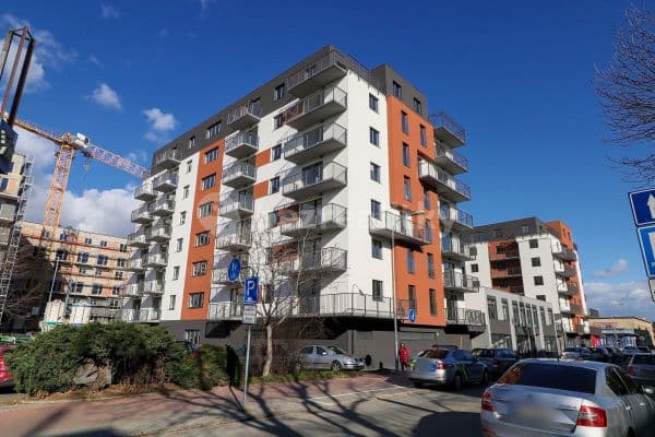 1 bedroom with open-plan kitchen flat to rent, 53 m², Na Spravedlnosti, Pardubice, Pardubický Region 1 bedroom with open-plan kitchen flat to rent, 53 m², Na Spravedlnosti, Pardubice, Pardubický Region