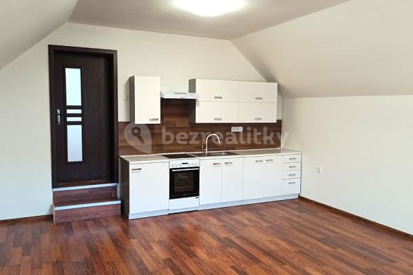 2 bedroom with open-plan kitchen flat to rent, 97 m², Solní, Uničov