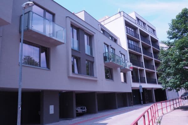 1 bedroom flat to rent, 51 m², U Michelského mlýna, Praha 1 bedroom flat to rent, 51 m², U Michelského mlýna, Praha