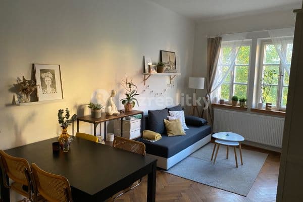 Small studio flat to rent, 26 m², V Kopečku, Hradec Králové Small studio flat to rent, 26 m², V Kopečku, Hradec Králové