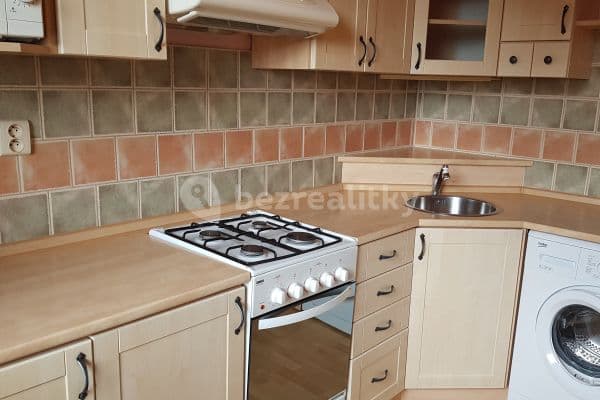 2 bedroom flat to rent, 44 m², F. S. Tůmy, Orlová 2 bedroom flat to rent, 44 m², F. S. Tůmy, Orlová