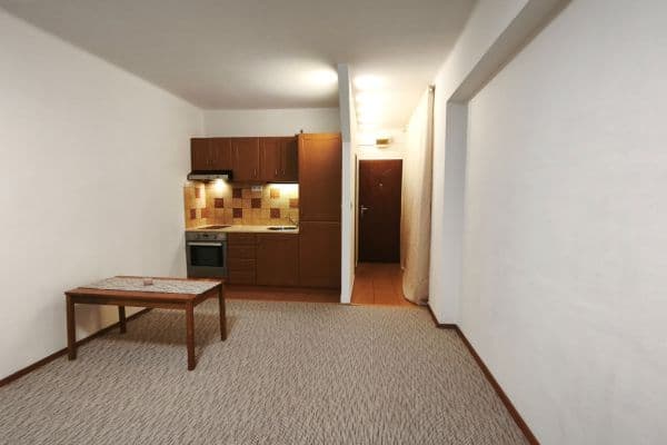 Studio flat to rent, 38 m², Kunštátská, Poděbrady Studio flat to rent, 38 m², Kunštátská, Poděbrady