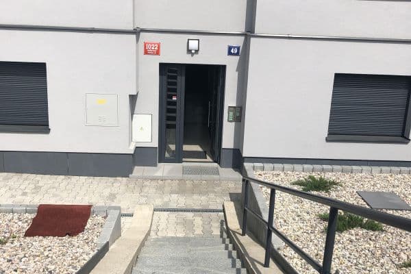 Studio flat to rent, 26 m², Omská, Praha Studio flat to rent, 26 m², Omská, Praha