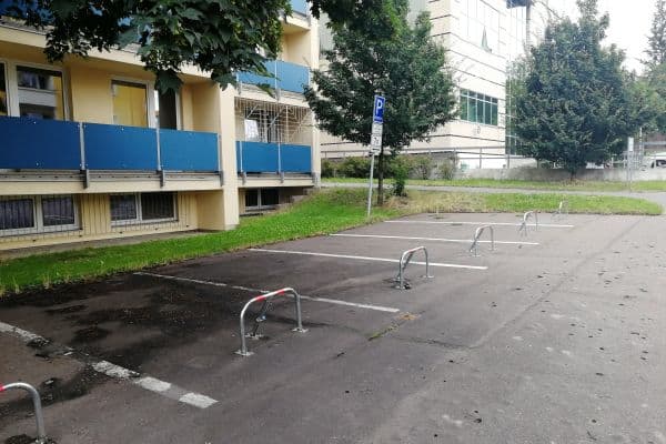 garage to rent, 10 m², Jeseniova, Praha garage to rent, 10 m², Jeseniova, Praha