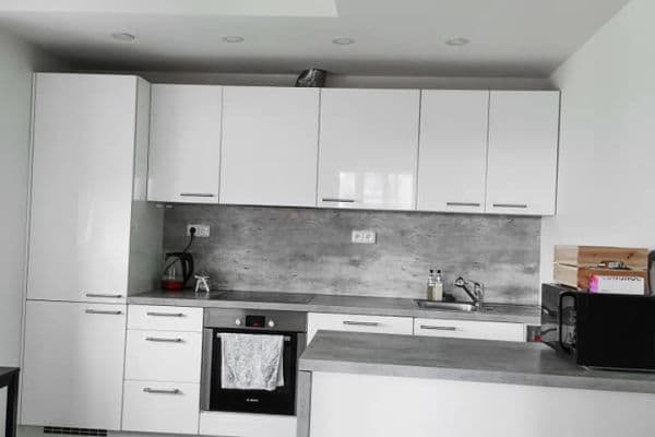 4 bedroom flat to rent, 110 m², Padovská, Praha 4 bedroom flat to rent, 110 m², Padovská, Praha