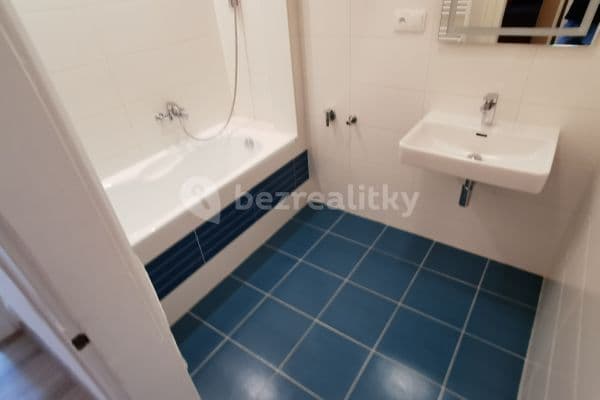 2 bedroom flat to rent, 51 m², Novovysočanská, Praha 2 bedroom flat to rent, 51 m², Novovysočanská, Praha