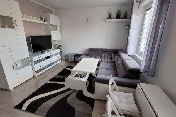 2 bedroom with open-plan kitchen flat to rent, 68 m², Vlastina, Praha