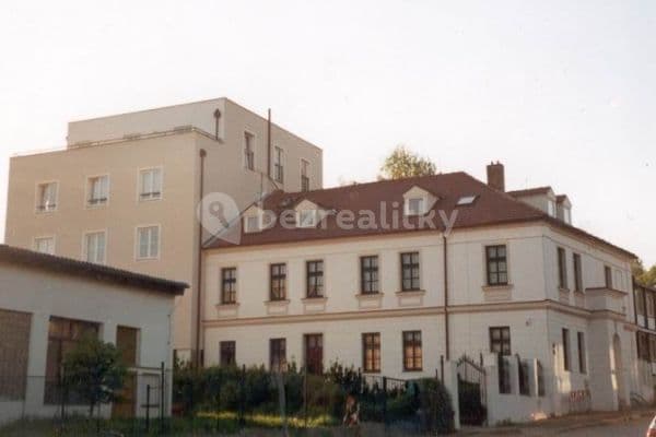 Small studio flat to rent, 21 m², U Pekařky, Praha Small studio flat to rent, 21 m², U Pekařky, Praha